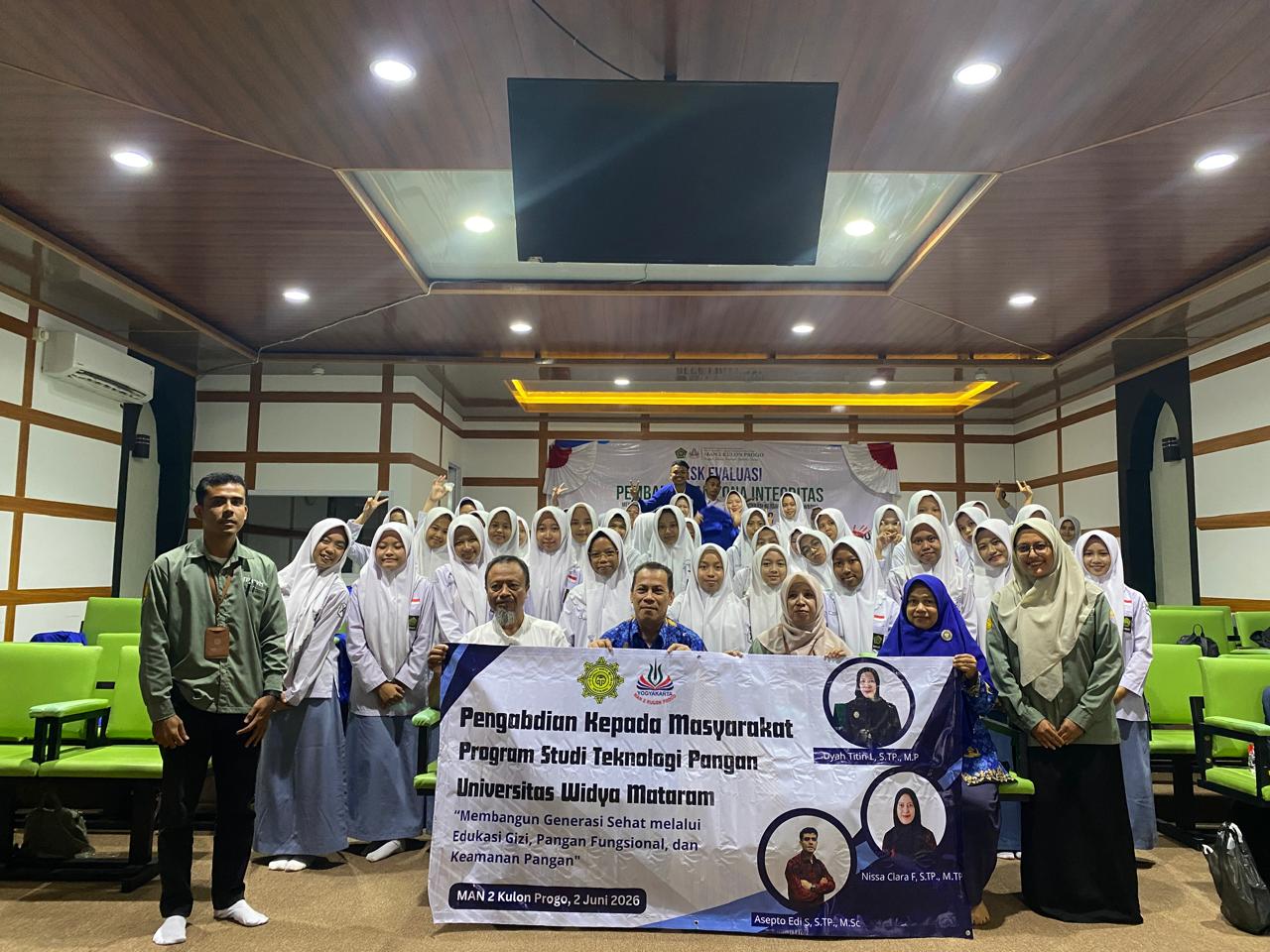 Dosen Teknologi Pangan UWM Edukasi Pangan Fungsional dan Keamanan Pangan kepada Siswa MAN 2 Kulon Progo