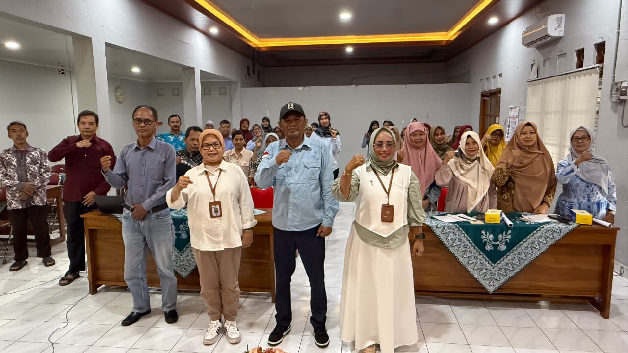 Fakultas Hukum UWM Gelar Sosialisasi Hukum dan Sosialisasi Kampus di Kalurahan Tirtonirmolo, Program Beasiswa Pendidikan Tinggi Istimewa Jadi Sorotan 
