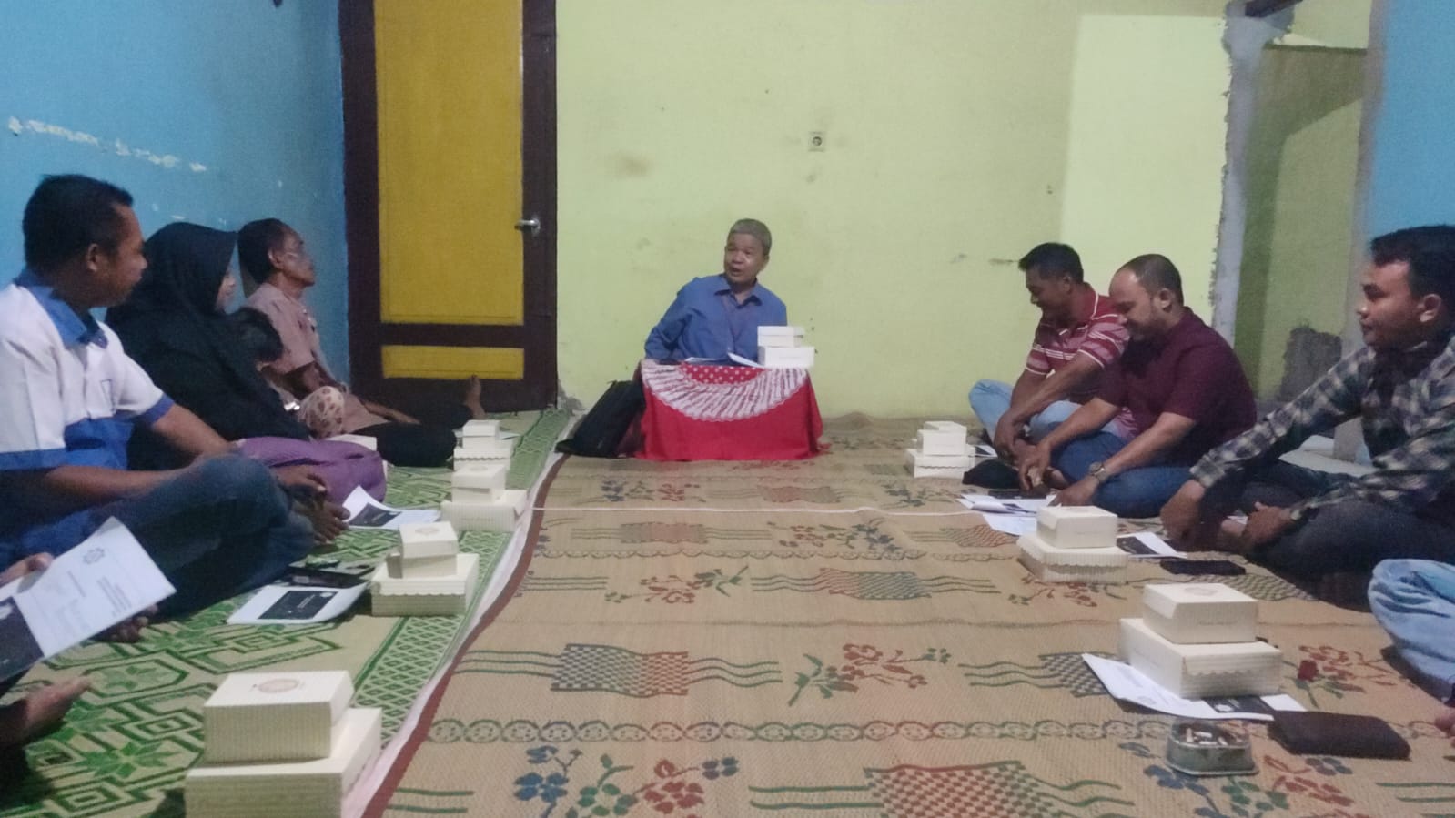 Magister Hukum UWM Edukasi Warga Celeban tentang Hukum Perlindungan Data Pribadi