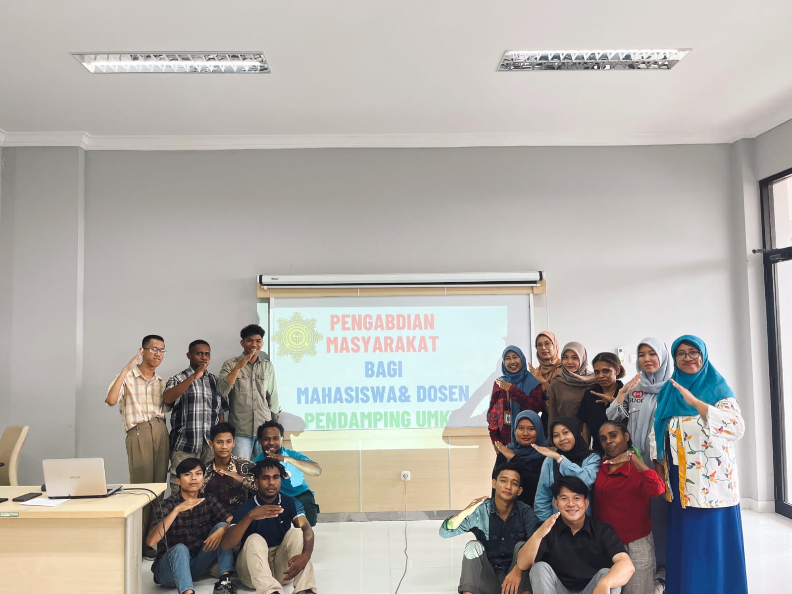 Mahasiswa Jadi Agen Perubahan: Program TOT Program Studi Administrasi Publik UWM Cetak Fasilitator Pendamping UMKM
