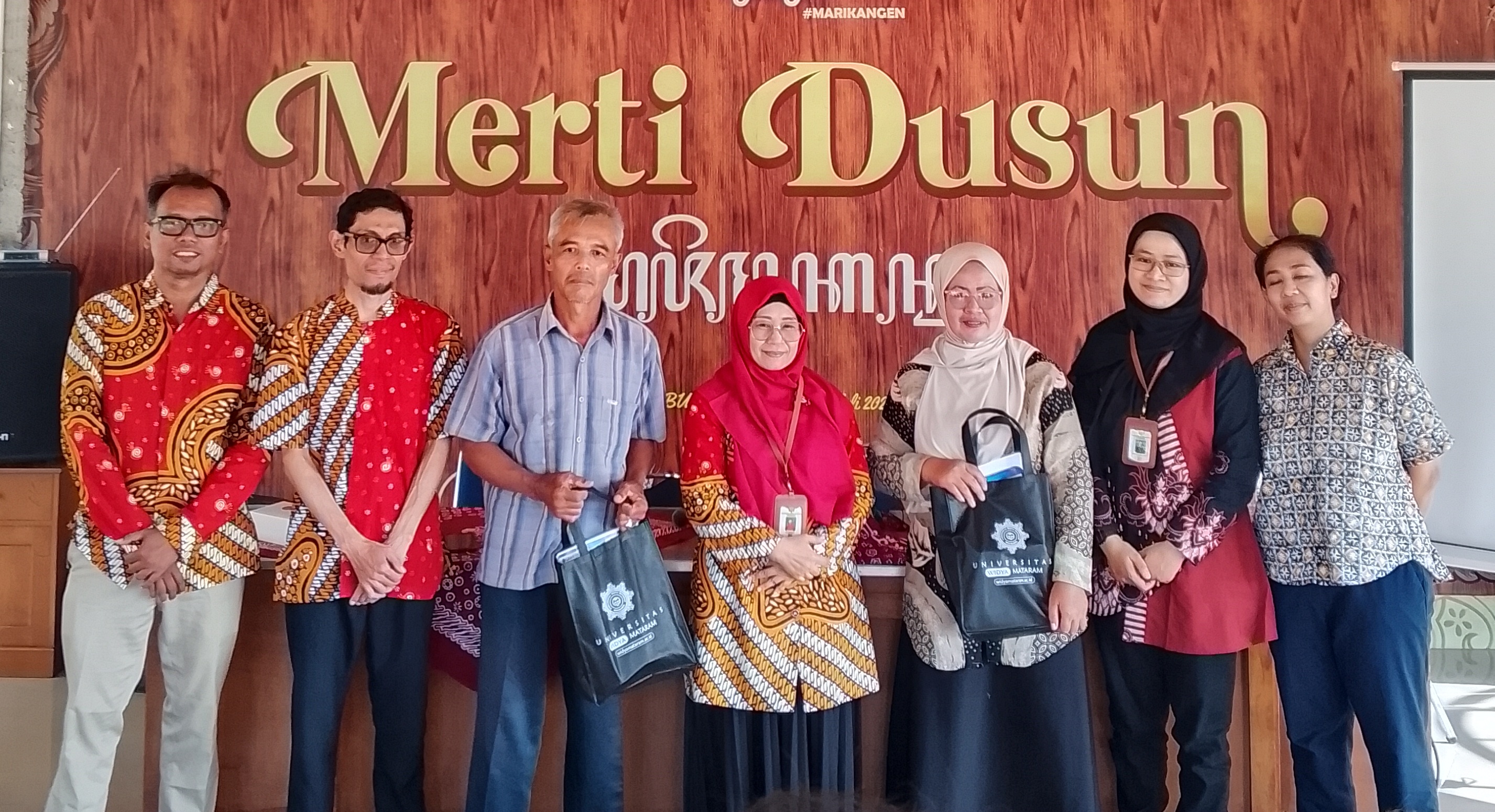 Prodi Arsitektur UWM Dampingi Warga Sriharjo Lestarikan Rumah Tradisional Jawa melalui Edukasi Perawatan Bangunan dan Penataan Ruang Hijau