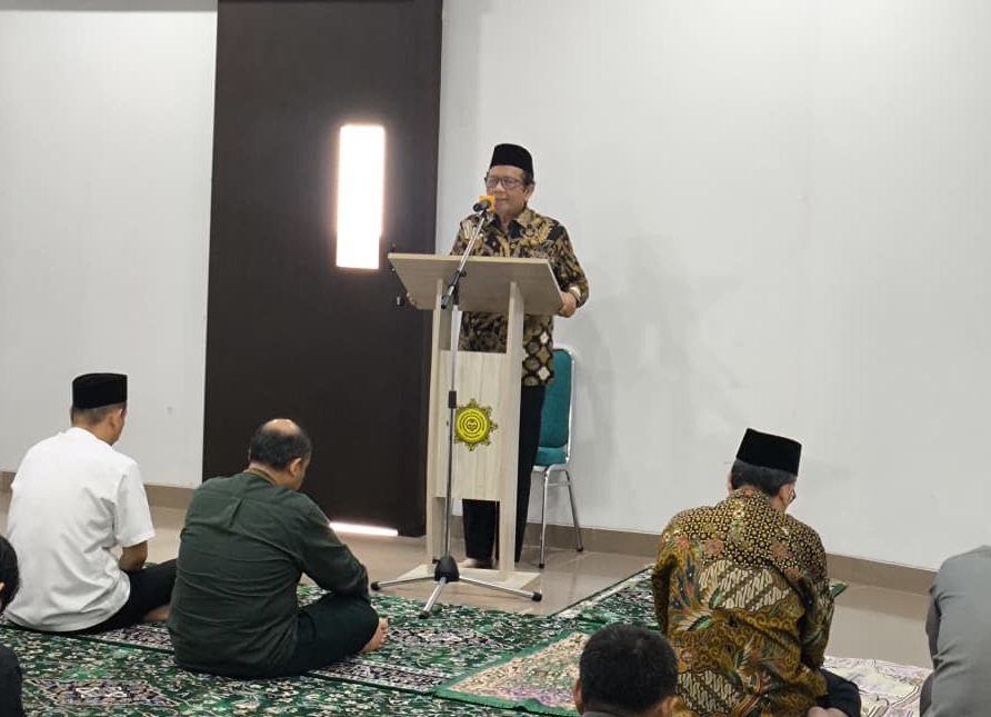 Prof. Mahfud MD Menekankan Sikap Istikamah Seorang Muslim di Religious Center Widya Nusantara
