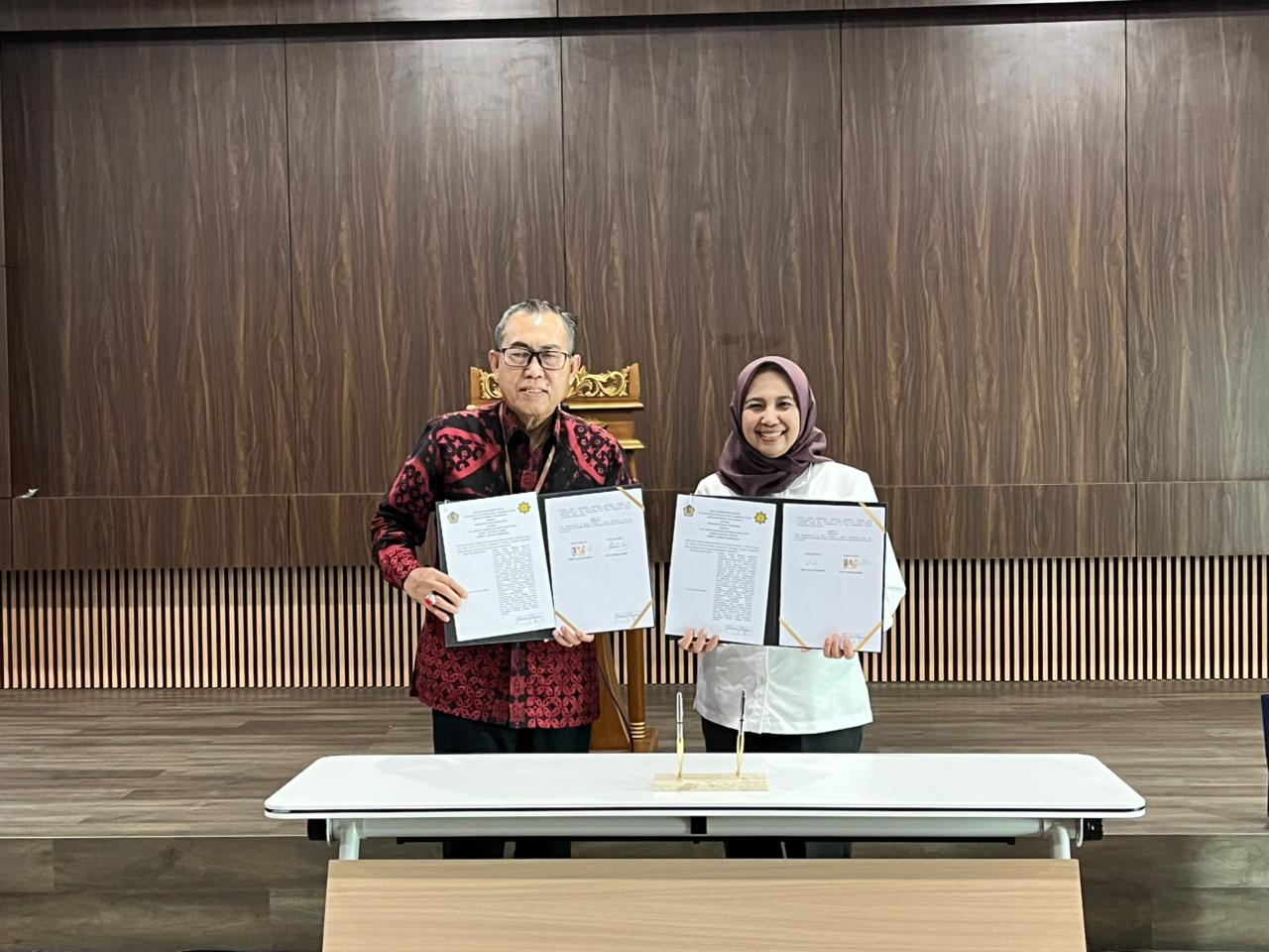 UWM dan Kanwil DJP DIY Tandatangani MoU untuk Penguatan Literasi dan Kepatuhan Pajak