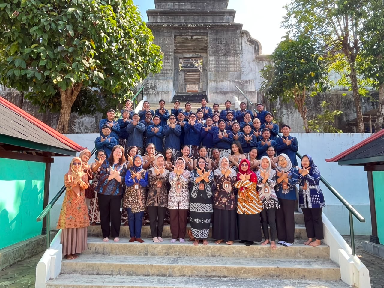 Ziarah Makam Sri Sultan Hamengku Buwono IX, UWM Kenang Warisan Pendiri dan Teguhkan Jati Diri Kampus Berbasis Budaya